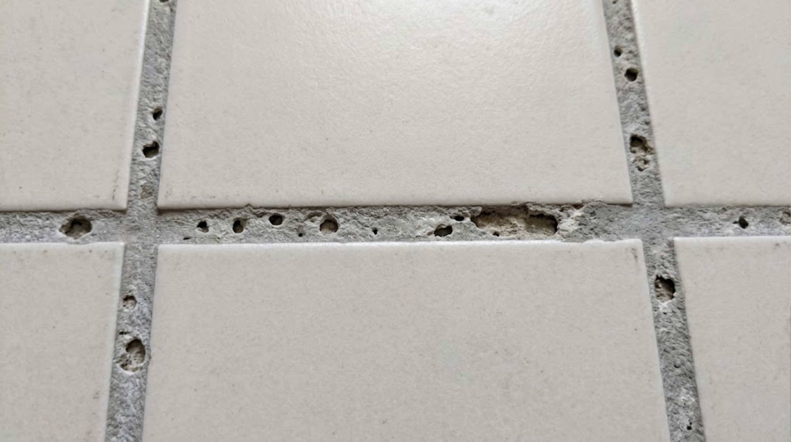 Ron Gạch Bị Rỗ